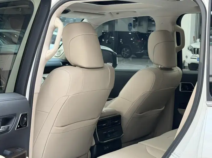 Land Cruiser (import 2025 Model 3.5T Automatic 4WD 7 seat Parallel Imported – фото 9