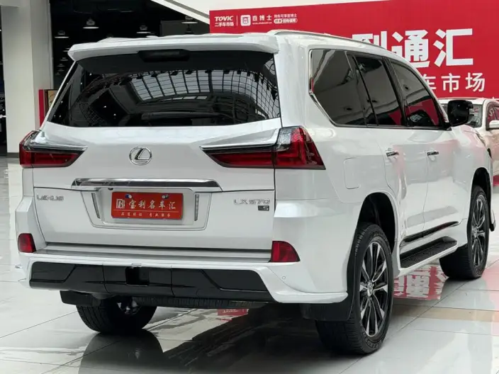 Lexus LX 2022 Model 5.7L Automatic 4WD 8 seat Parallel Imported – фото 6