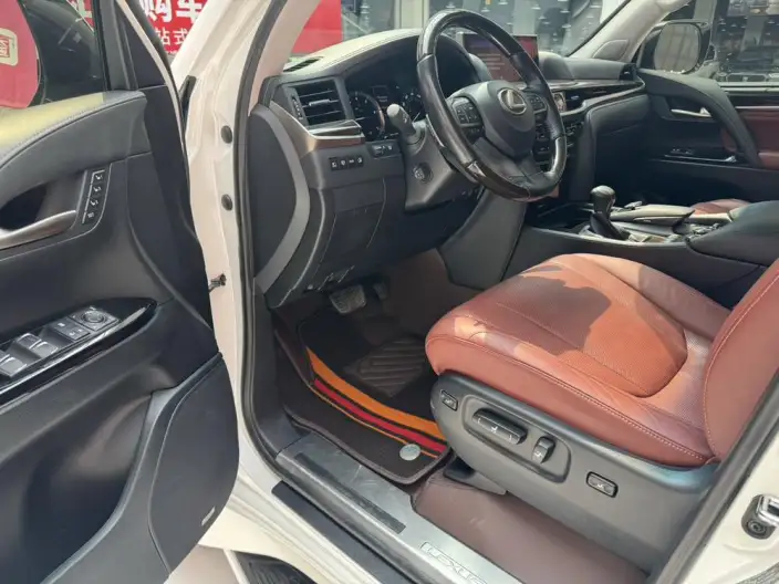 Lexus LX 2021 Model 5.7L Automatic 4WD 7 seat Parallel Imported – фото 7