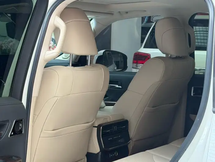 Land Cruiser （import 2023 Model 3.5T Automatic 4WD 7 seat Parallel Imported – фото 7