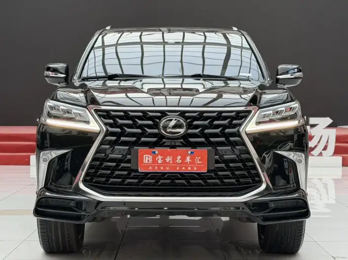 Lexus LX 2022 Model 5.7L Automatic 4WD 8 seat Parallel Imported