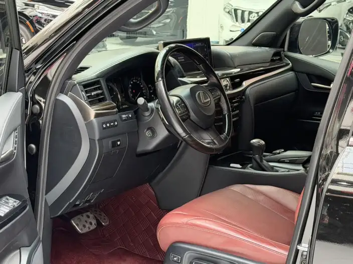 Lexus LX 2022 Model 5.7L Automatic 4WD 8 seat Parallel Imported – фото 8