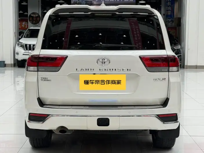 Land Cruiser （import 2023 Model 3.5T Automatic 4WD 7 seat Parallel Imported – фото 5
