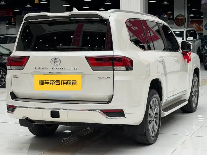 Land Cruiser （import 2023 Model 3.5T Automatic 4WD 7 seat Parallel Imported – фото 6