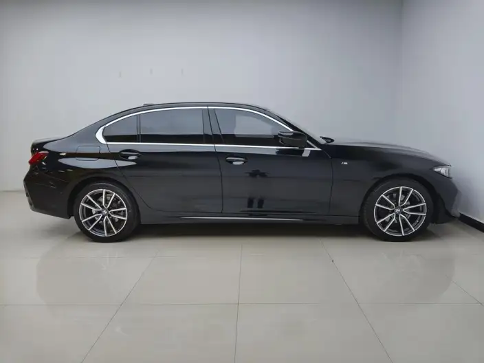 BMW 3 Series 2023 Model 325Li M Sports Set – фото 8