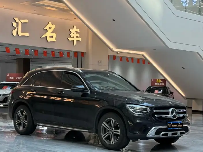 Mercedes-Benz GLC 2021 Model GLC 260 L 4MATIC Luxury Model – фото 3