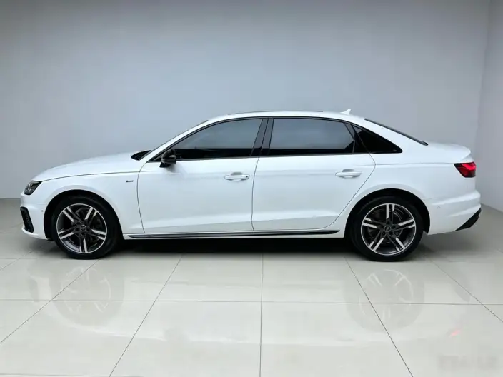 Audi A4 L 2022 Model 40 TFSI Luxury Dynamic Model