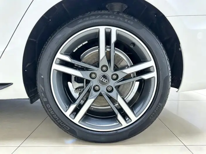Audi A4 L 2022 Model 40 TFSI Luxury Dynamic Model – фото 9