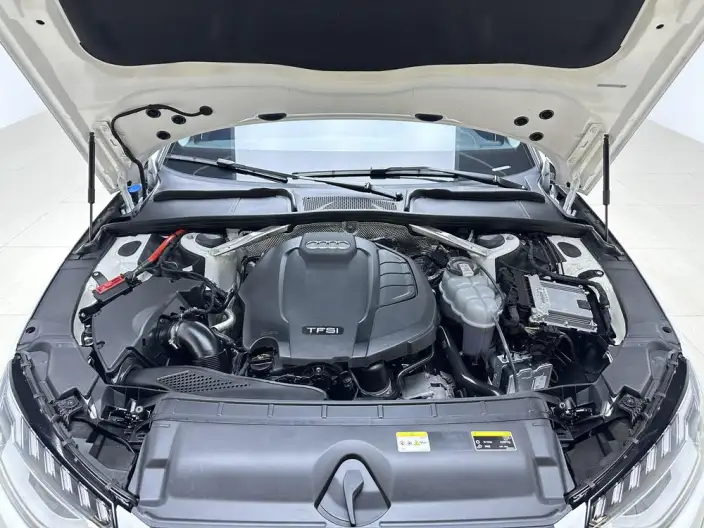 Audi A4 L 2022 Model 40 TFSI Luxury Dynamic Model – фото 10