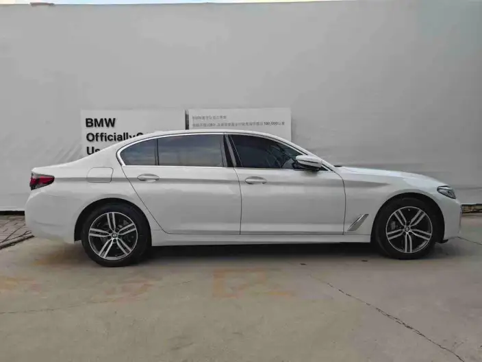 BMW 5 Series 2023 Model 530Li Leading Model Luxury Set – фото 6