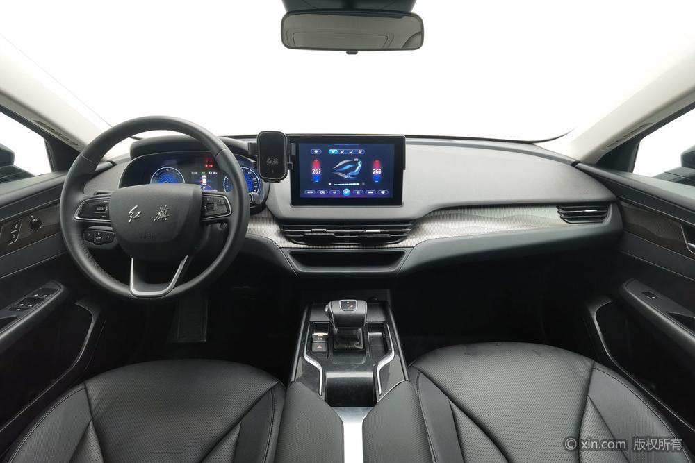 Hongqi E-QM5 2021 Charge Flagship Edition – фото 13