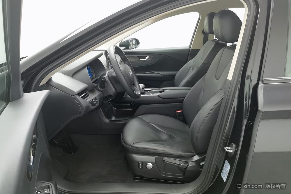 Hongqi E-QM5 2021 Charge Flagship Edition – фото 17