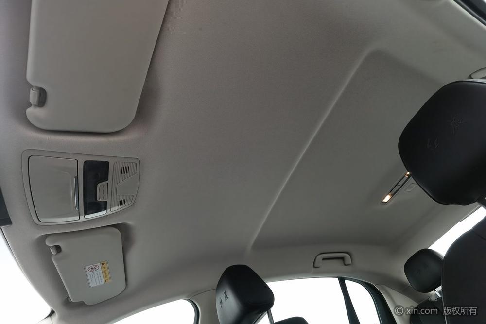 Hongqi E-QM5 2021 Charge Flagship Edition – фото 20