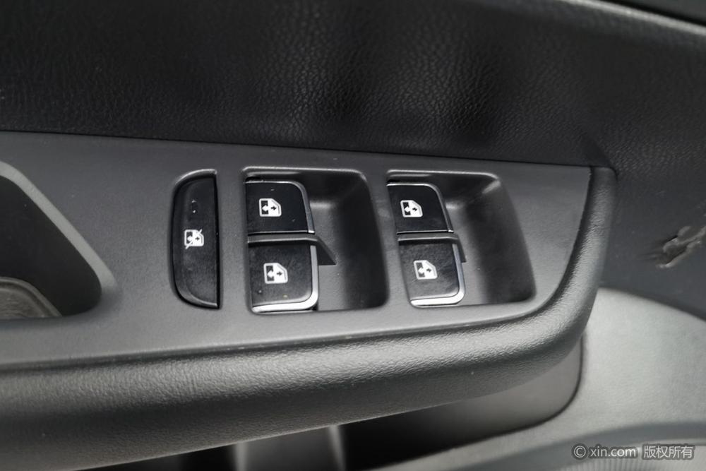 Hongqi E-QM5 2021 Charge Flagship Edition – фото 22