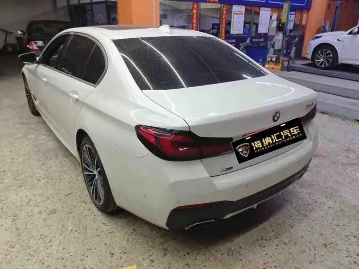 BMW 5 Series 2022 Model Facelift 530Li xDrive M Sports Set – фото 3