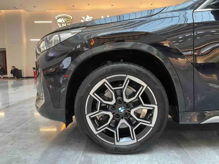 BMW X1 2025 Model sDrive25Li X Design Set – фото 7