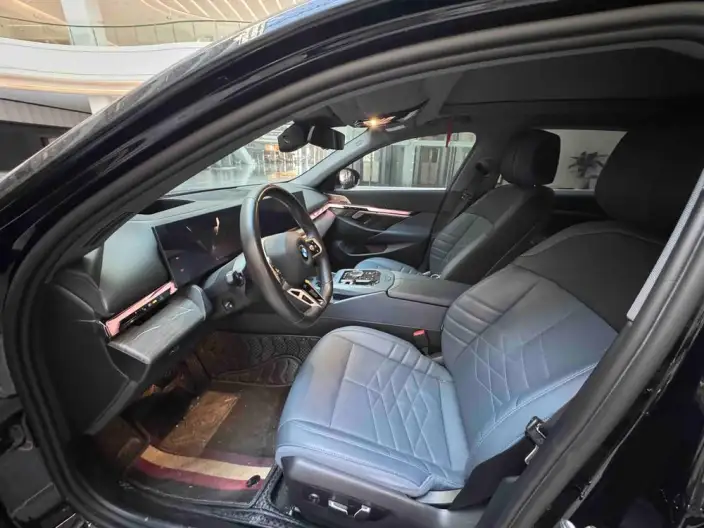 BMW 5 Series 2024 Model 530Li Exclusive Model M Sports Set – фото 7