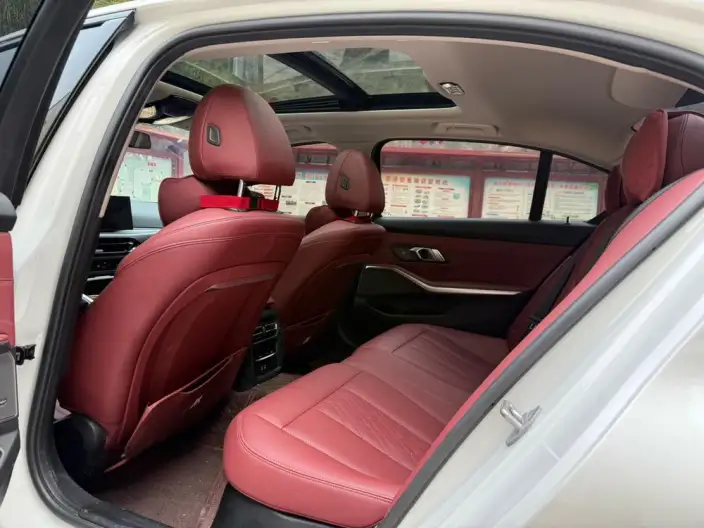 BMW 3 Series 2025 Model 330Li M Sports Night Set – фото 9