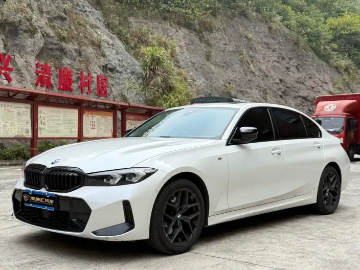 BMW 3 Series 2025 Model 330Li M Sports Night Set – фото 10
