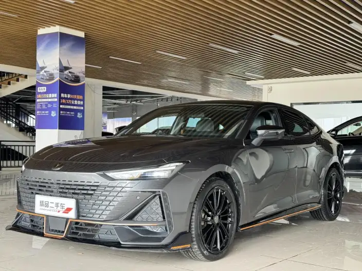 Changan UNI-V 2023 Model 1.5T Sports Edition