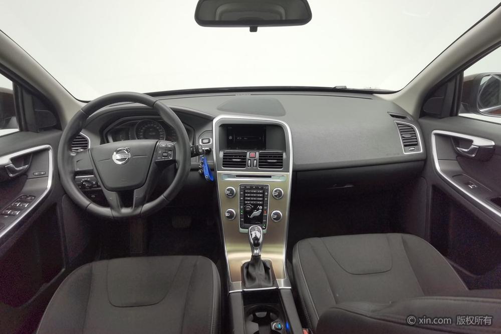 Volvo XC60 2016 модификация T5 Zhixing Edition – фото 12
