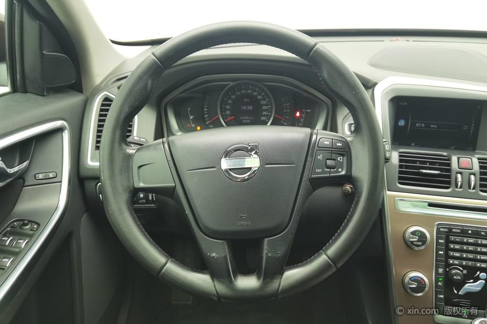 Volvo XC60 2016 модификация T5 Zhixing Edition – фото 13