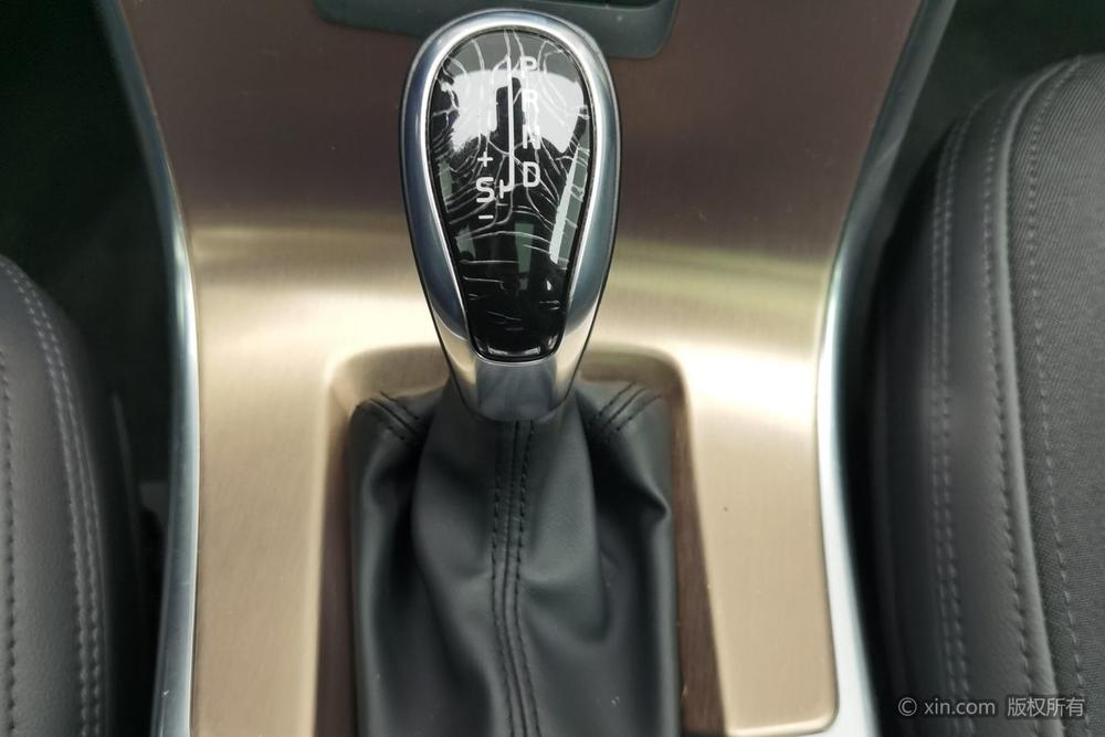 Volvo XC60 2016 модификация T5 Zhixing Edition – фото 14