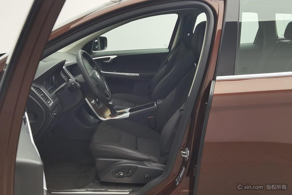 Volvo XC60 2016 модификация T5 Zhixing Edition – фото 16