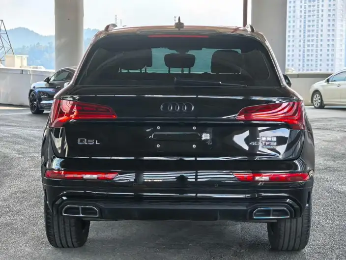 Audi Q5L 2024 Model 40TFSI Luxury Dynamic Model – фото 5