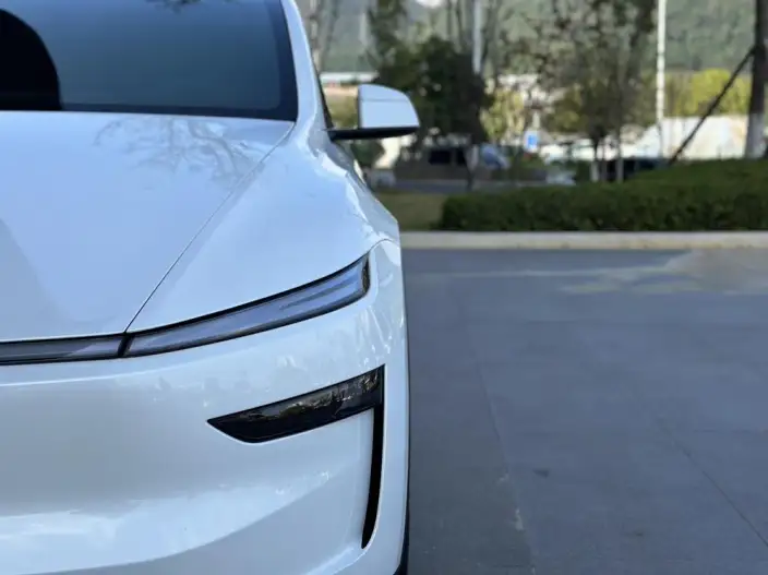 Model Y 2025 Model Rear-wheel drive version – фото 8