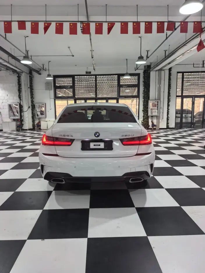 BMW 3 Series 2022 Model 320Li M Sports Set – фото 6