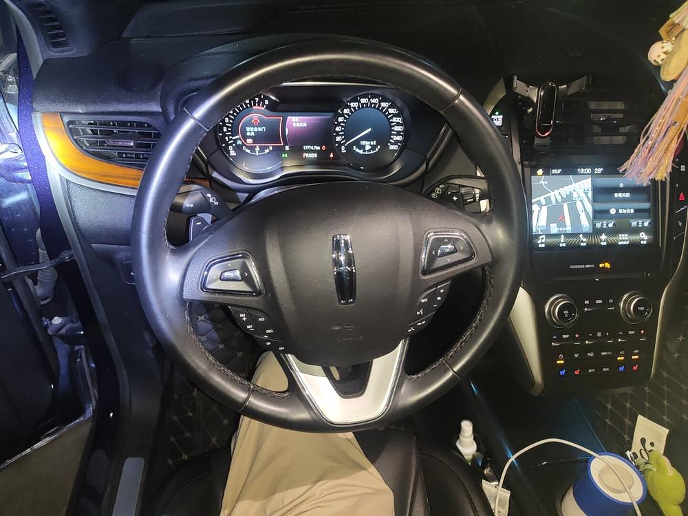 Lincoln MKC 2017 модификация 2.0T 4WD Zunya Edition – фото 7