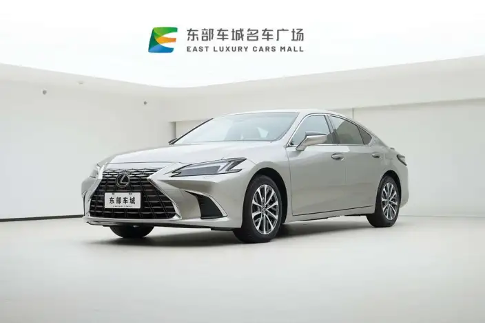 Lexus ES 2025 Model 300h Premium
