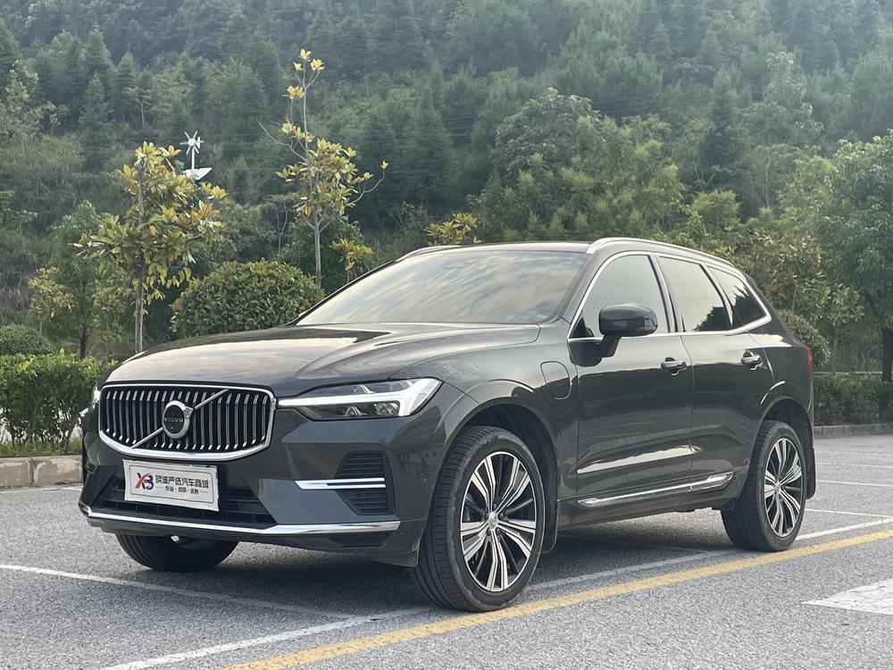 Volvo XC60 PHEV 2022 модификация T8 4WD Long Battery Li f e Pro Smart Elegance Deluxe Edition