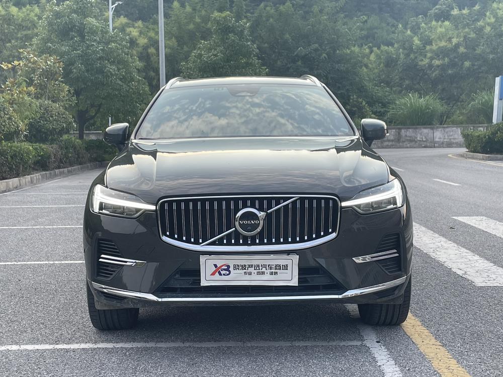 Volvo XC60 PHEV 2022 модификация T8 4WD Long Battery Li f e Pro Smart Elegance Deluxe Edition