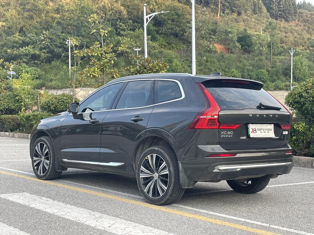Volvo XC60 PHEV 2022 модификация T8 4WD Long Battery Li f e Pro Smart Elegance Deluxe Edition – фото 5