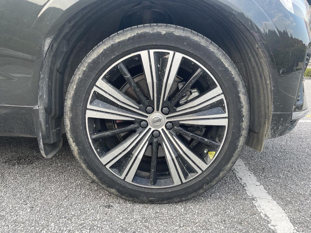 Volvo XC60 PHEV 2022 модификация T8 4WD Long Battery Li f e Pro Smart Elegance Deluxe Edition – фото 9