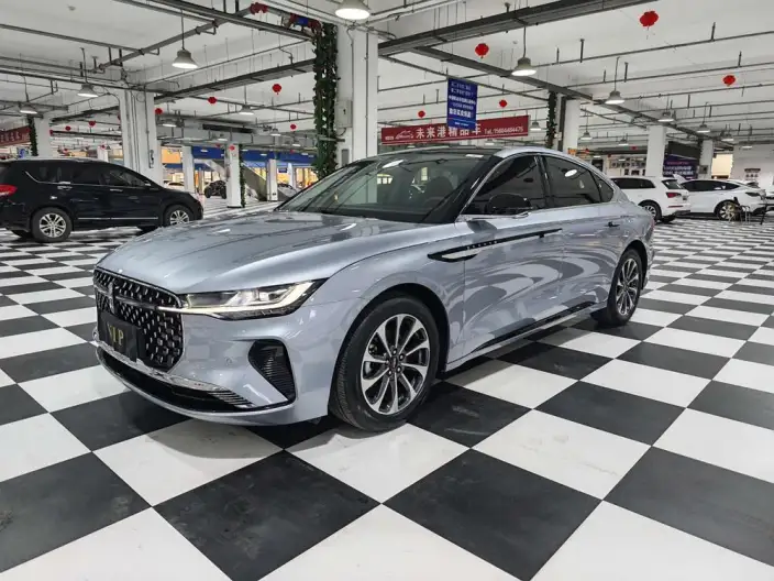 Lincoln Z 2022 Model i Xiang Exclusive Edition