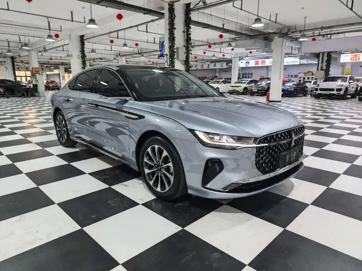 Lincoln Z 2022 Model i Xiang Exclusive Edition