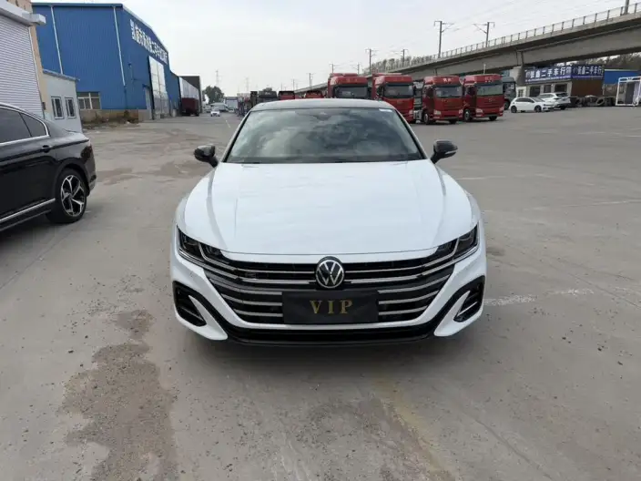 Volkswagen CC 2023 Model 380TSI Eye-catching version – фото 2