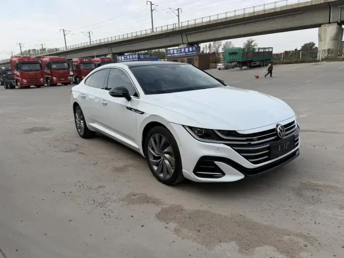 Volkswagen CC 2023 Model 380TSI Eye-catching version – фото 3