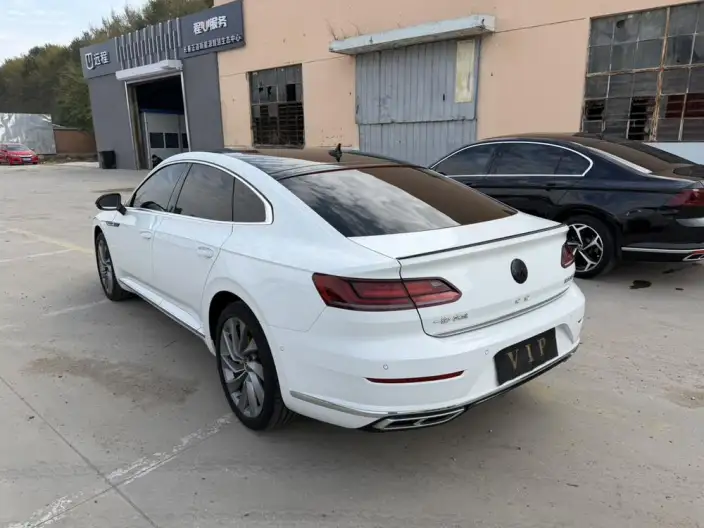 Volkswagen CC 2023 Model 380TSI Eye-catching version – фото 4