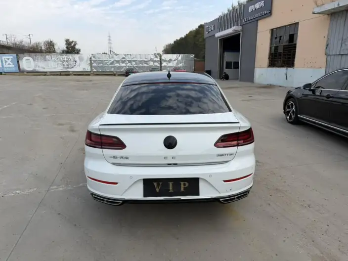 Volkswagen CC 2023 Model 380TSI Eye-catching version – фото 5