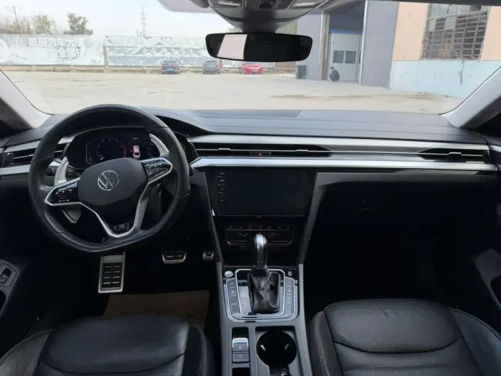 Volkswagen CC 2023 Model 380TSI Eye-catching version – фото 7