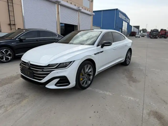 Volkswagen CC 2023 Model 380TSI Eye-catching version – фото 10