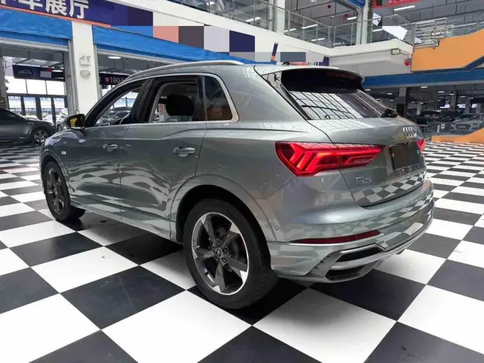 AUDI Q3 2022 Model 35 TFSI Fashion Dynamic Model