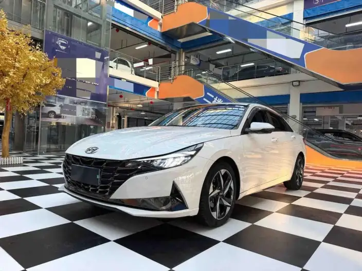 Hyundai Ioniq 2022 Model 1.5L CVT LUX Premium Edition