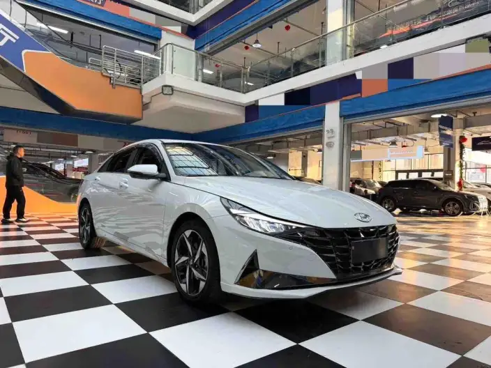 Hyundai Ioniq 2022 Model 1.5L CVT LUX Premium Edition