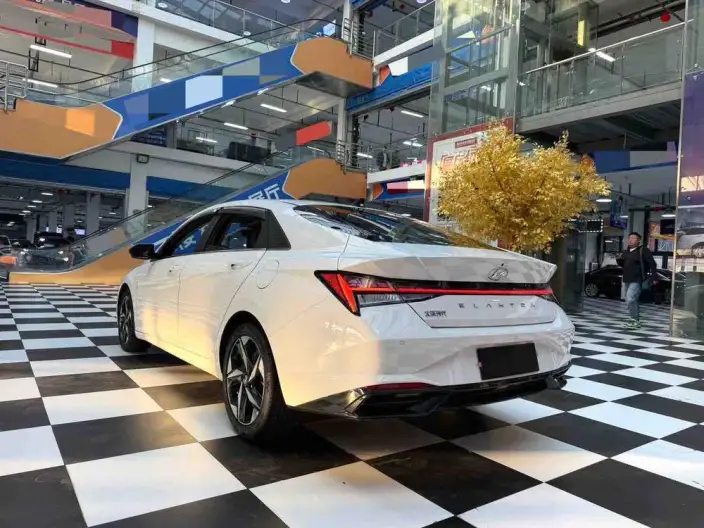 Hyundai Ioniq 2022 Model 1.5L CVT LUX Premium Edition