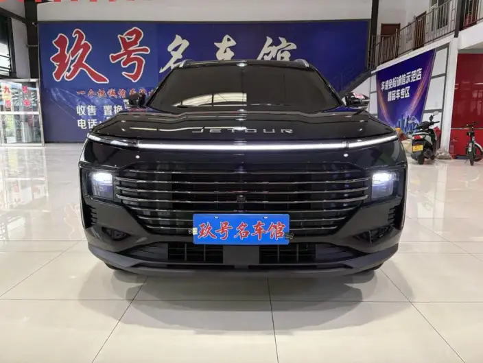 Jetour X70 PLUS 2025 Model 1.5T 6DCT Deluxe Edition 5 seat
